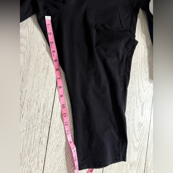 Torrid women’s 2X leggings cropped black with 2 front pockets sit at waist EUC - Picture 10 of 10